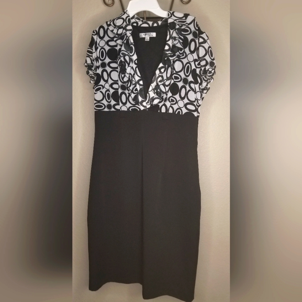 Black and White dress by Aroma